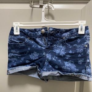 Women’s Jean Shorts
